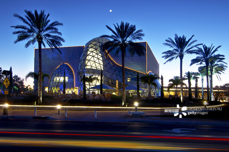 佛罗里达州圣彼得堡萨尔瓦多·达利博物馆图片素材