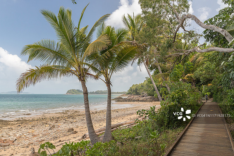 澳大利亚米申海滩木板路图片素材