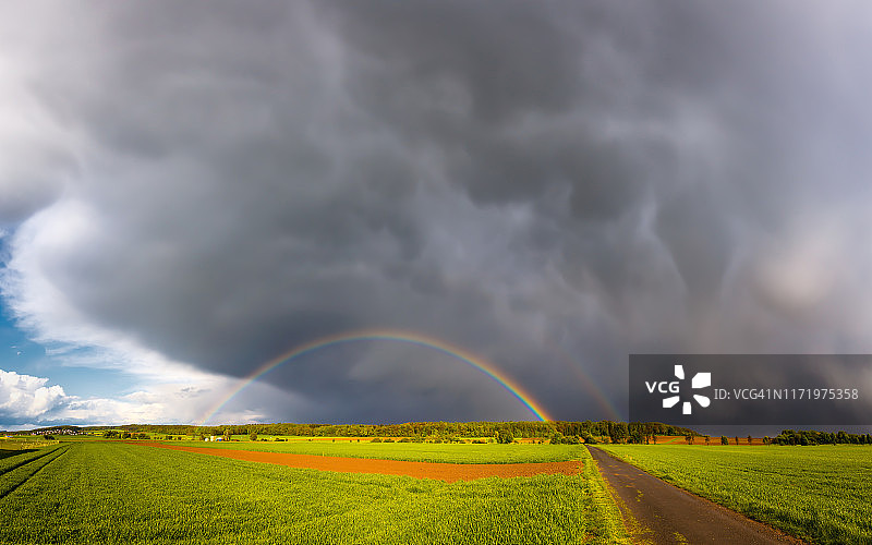 冷空气的温暖图片素材