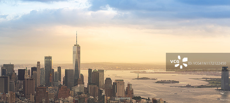 纽约市与哈德逊河图片素材