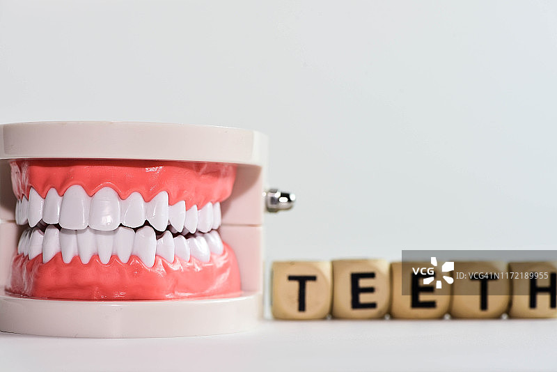 牙齿和牙科器械图片素材