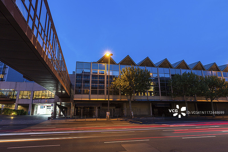 美因茨莱茵戈尔德大厅夜景图片素材