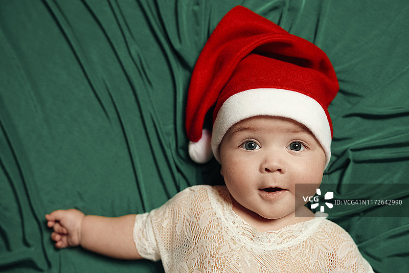 圣诞节里的女婴图片素材