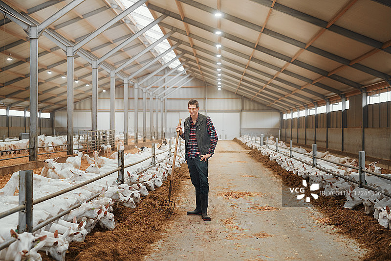 谁不喜欢大吃一顿？图片素材