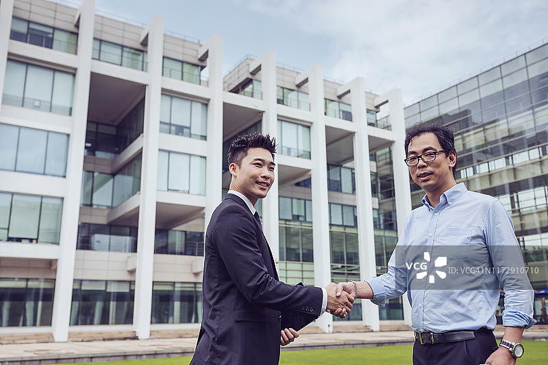 做到最好，变得更好图片素材