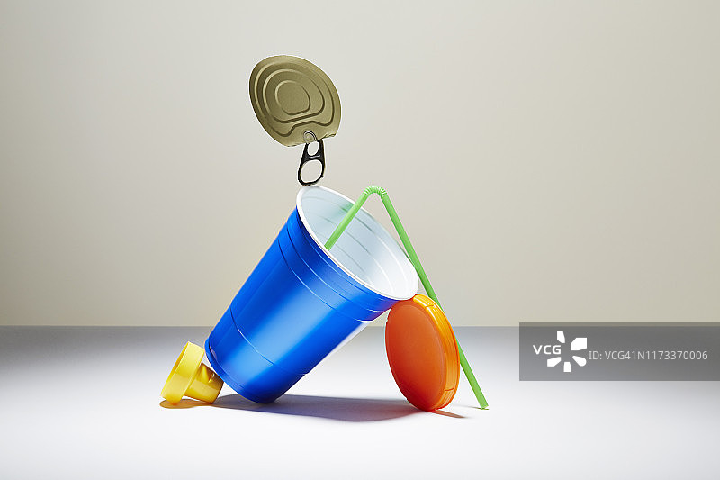 堆叠的垃圾图片素材