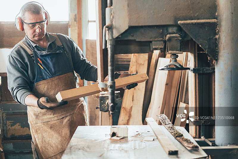 木匠工作图片素材
