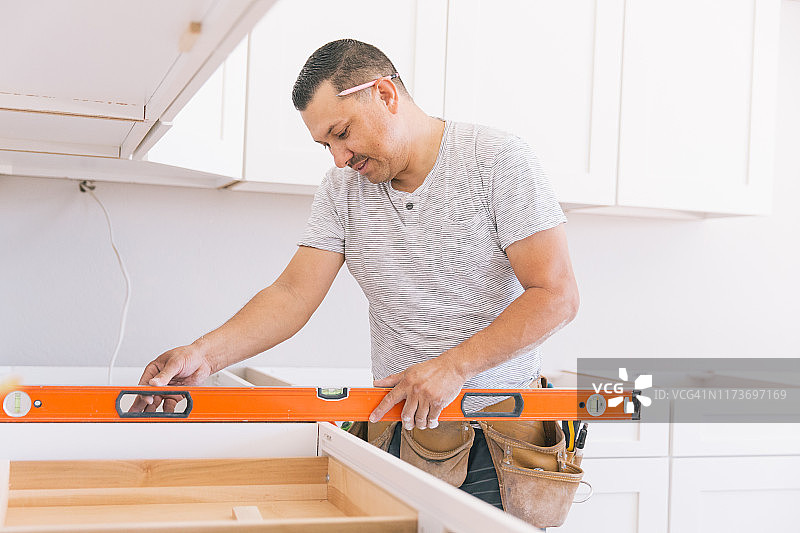 安装厨房图片素材