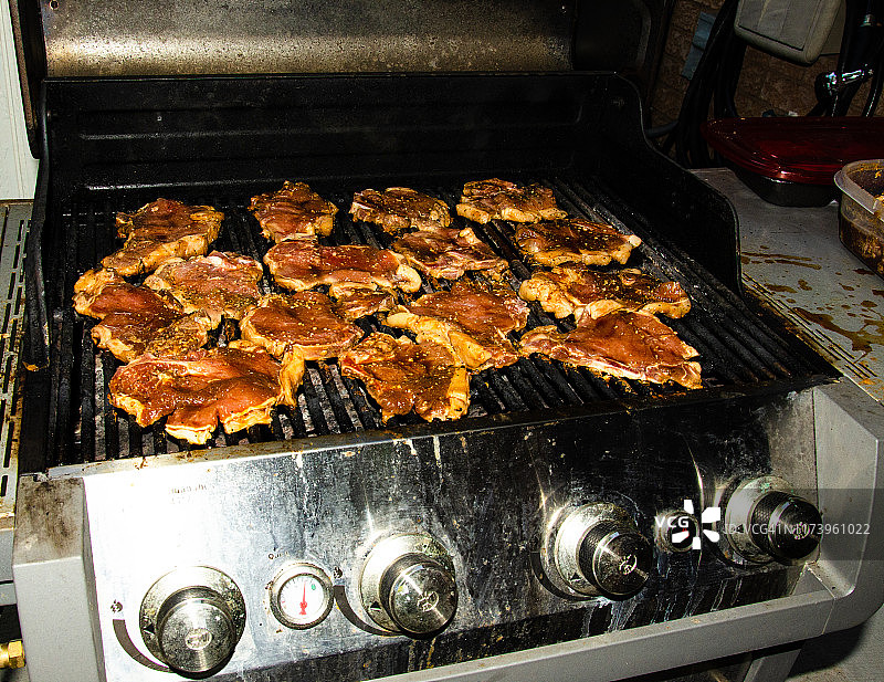 烤腌制猪排图片素材