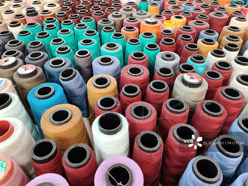 彩色线条背景图片素材