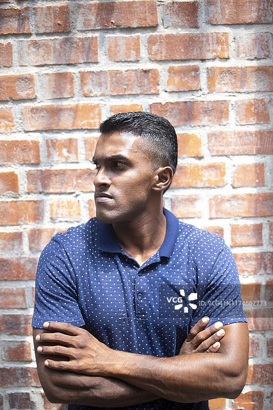 中年马来西亚男人的肖像图片素材