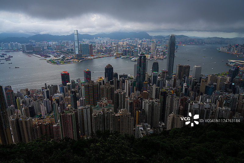 香港太平山顶维多利亚港日落景色图片素材