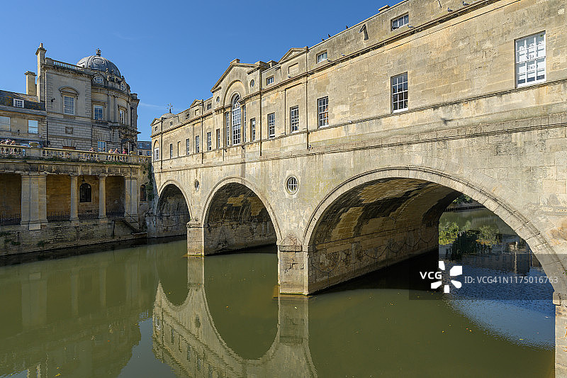 普尔特尼桥，巴斯，萨默塞特，英国图片素材