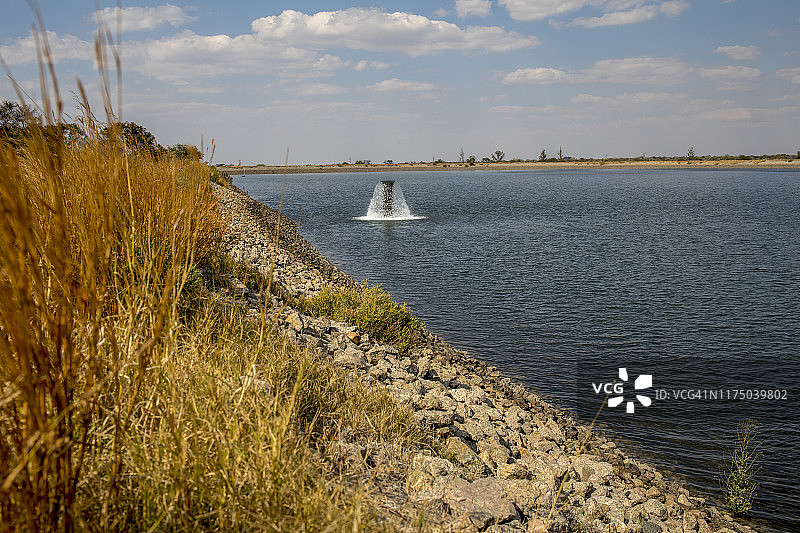 水处理厂的水位图片素材