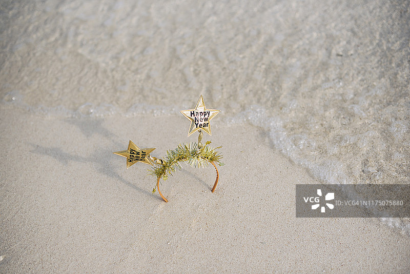 热带沙滩新年祝福图片素材