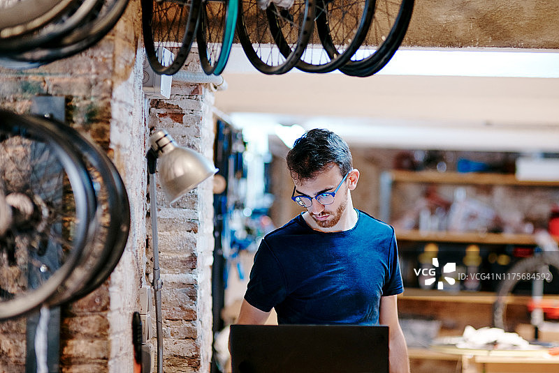 规划大型自行车项目图片素材