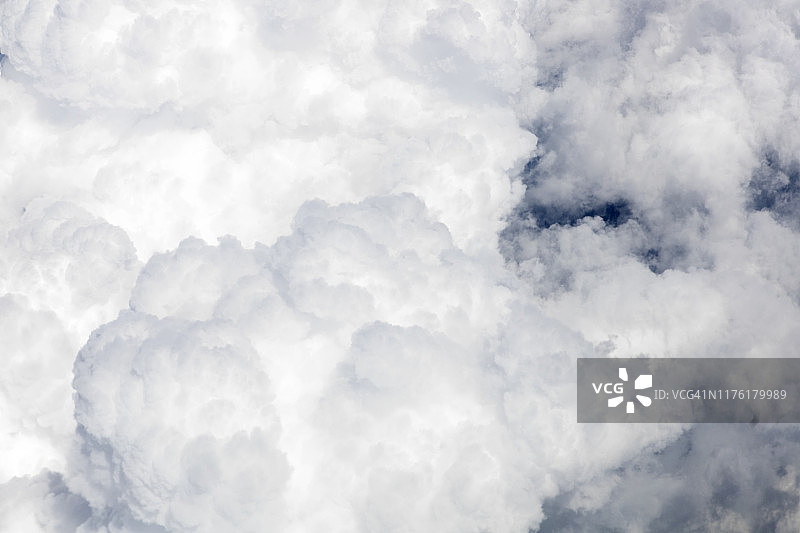 飞机上的云层景观图片素材