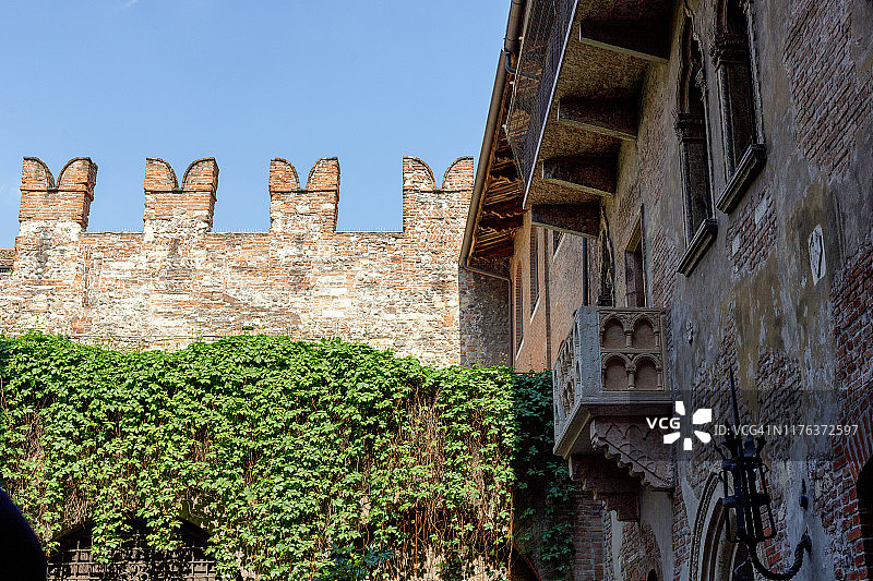 激发罗密欧与朱丽叶灵感的阳台图片素材