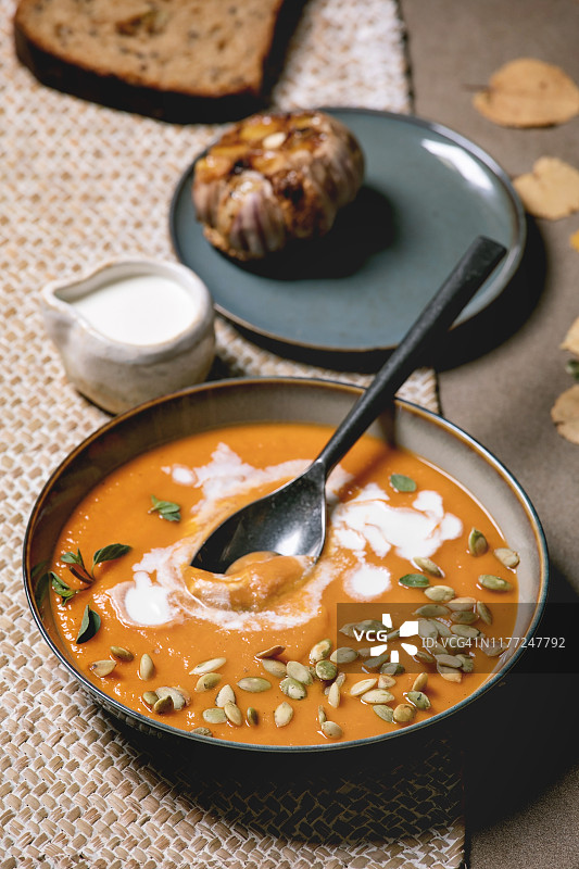 奶油南瓜汤图片素材