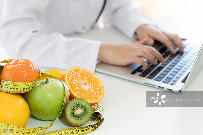 女营养师工作场景图片素材