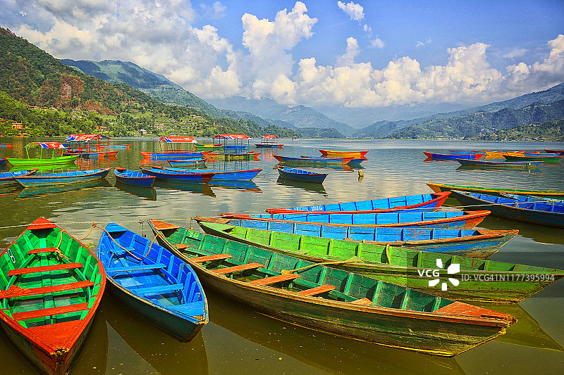 尼泊尔博克拉湖图片素材