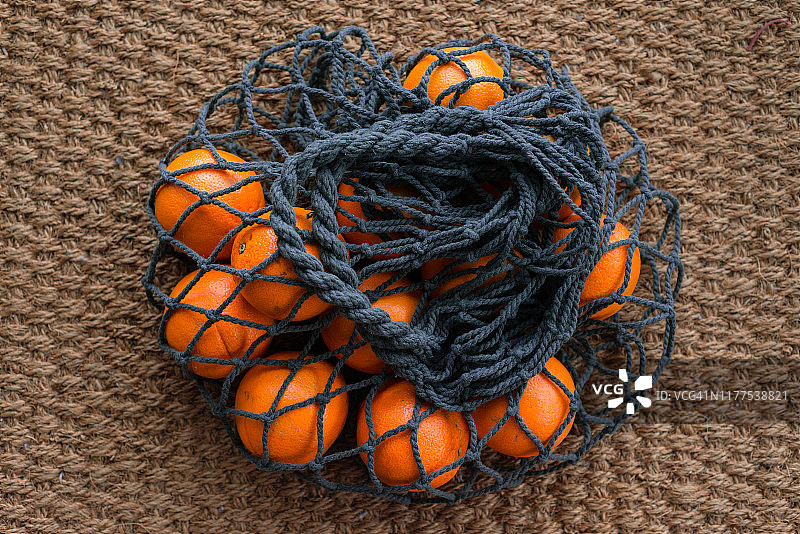 网兜里的橘子图片素材