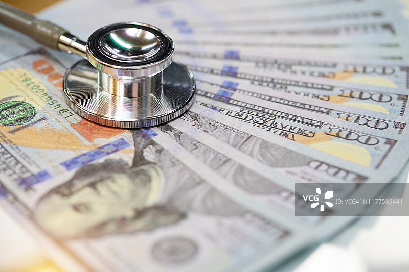 听诊器与金钱图片素材