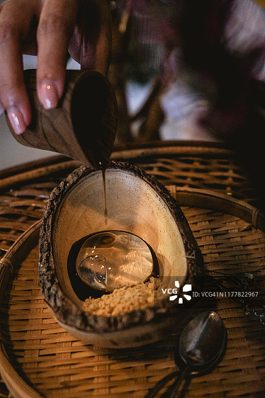 水信玄饼｜日式雨滴蛋糕图片素材