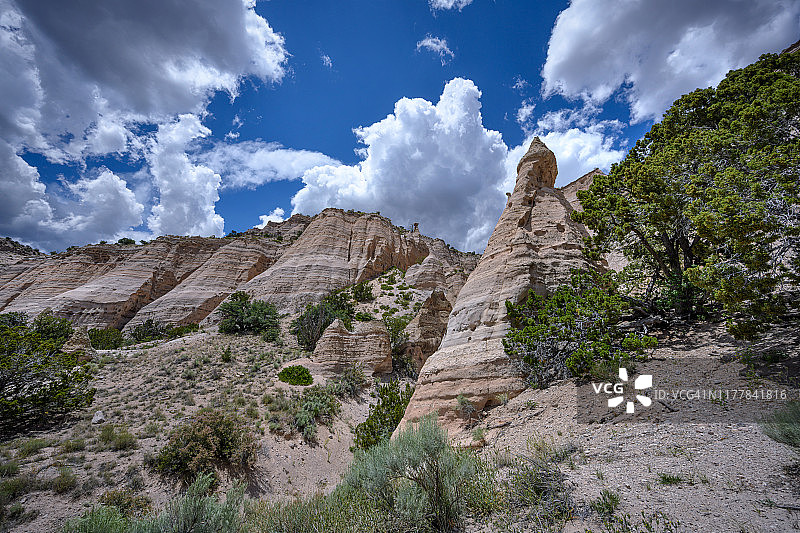卡沙卡图维帐篷岩国家纪念地洞穴环线步道景观图片素材