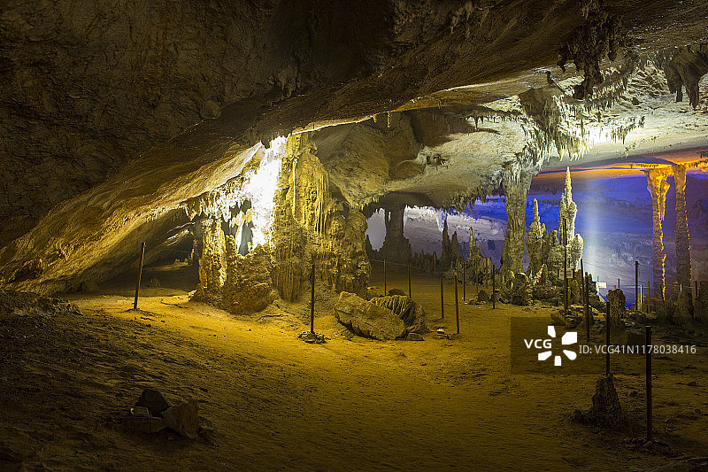 老挝甘蒙省孔罗洞图片素材