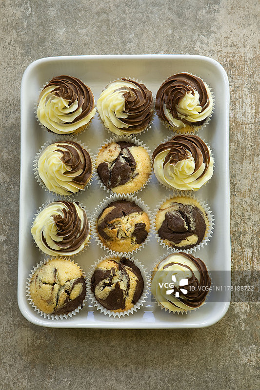 大理石纹纸杯蛋糕图片素材