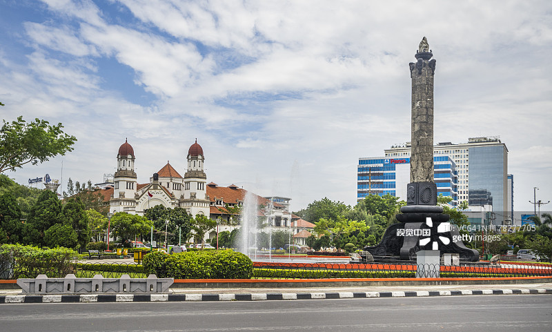 印度尼西亚独立纪念碑：中爪哇岛地标图片素材