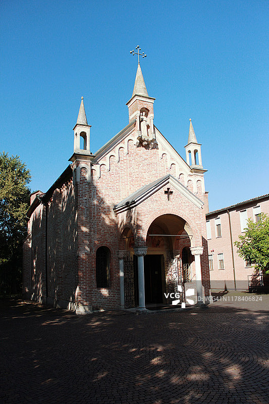 坎波桑皮耶罗教堂图片素材