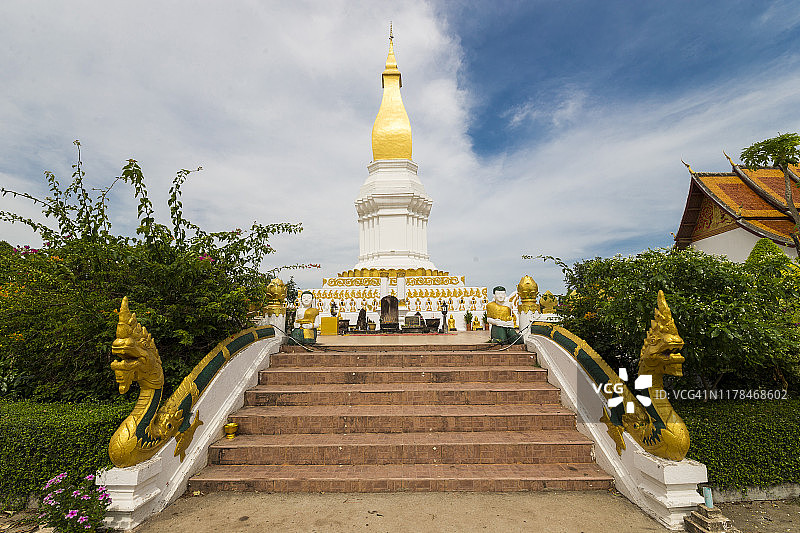 西阔塔邦佛塔，老挝甘蒙省图片素材