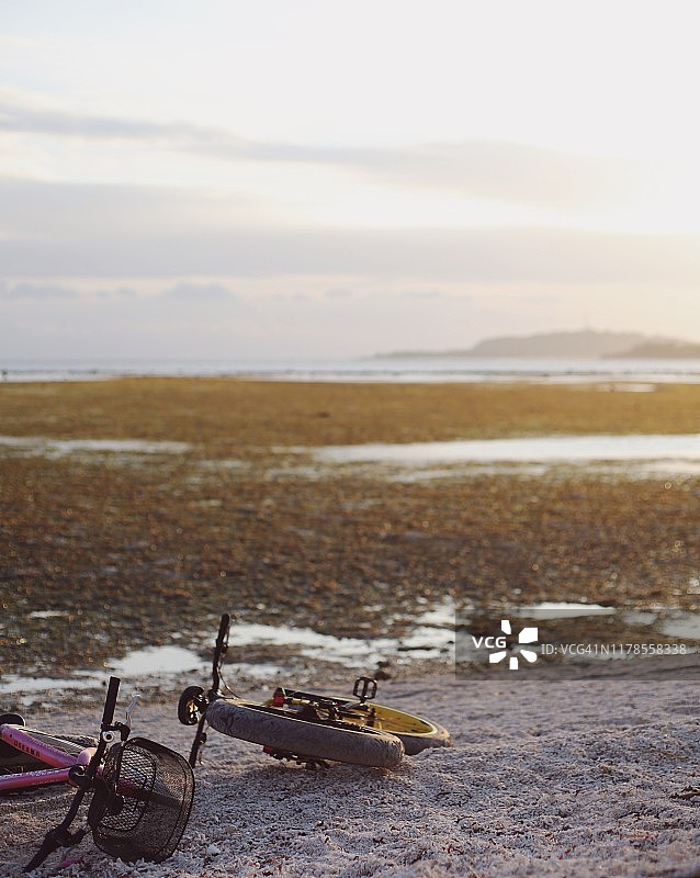 在吉利群岛骑自行车图片素材