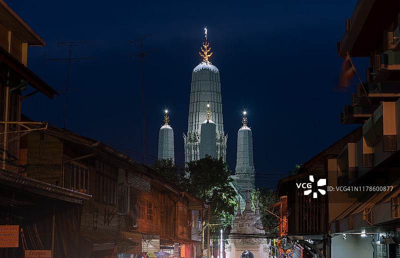 泰国碧武里府皇家寺庙玛哈泰寺图片素材