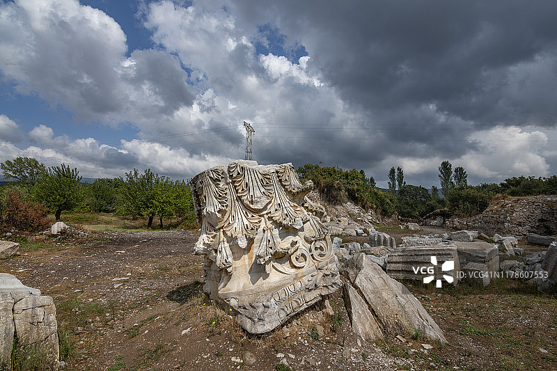 土耳其巴利克埃西尔省哈德良神庙图片素材