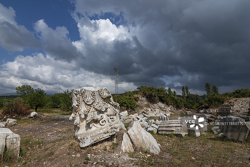 土耳其巴利克埃西尔省哈德良神庙图片素材