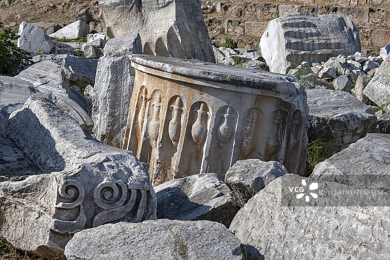 土耳其巴利克埃西尔省哈德良神庙图片素材