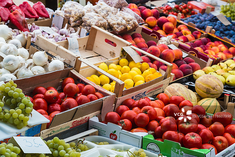 箱装水果蔬菜图片素材