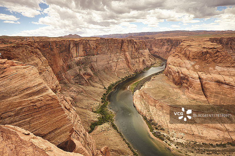 马蹄弯曲图片素材