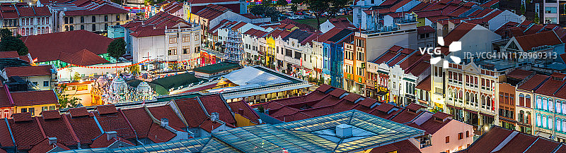 新加坡：斯里马里安曼兴都庙和牛车水传统店屋全景图片素材