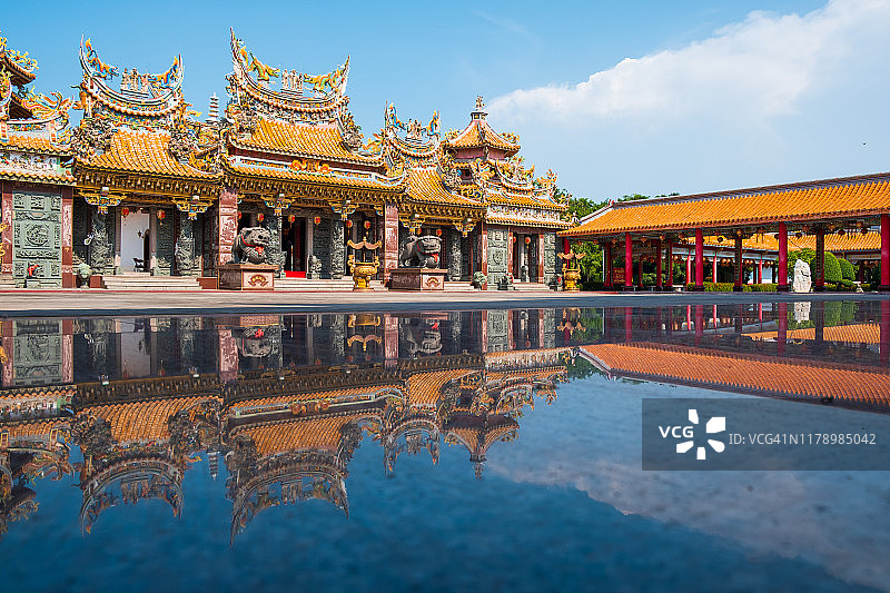 泰国北榄府善堂地基祥龙太子宫的中国寺庙和神殿图片素材