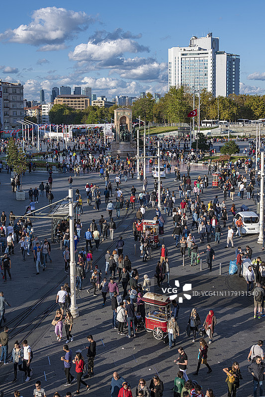 塔克西姆广场，贝伊奥卢，伊斯坦布尔图片素材