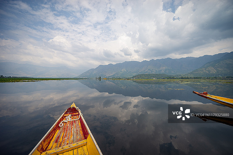 达尔湖的传统木船或希卡拉船景色图片素材