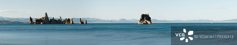 莫诺湖钙华地貌全景图片素材