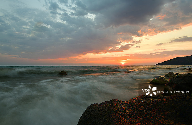 尼亚萨湖（马拉维湖）海滩日落图片素材