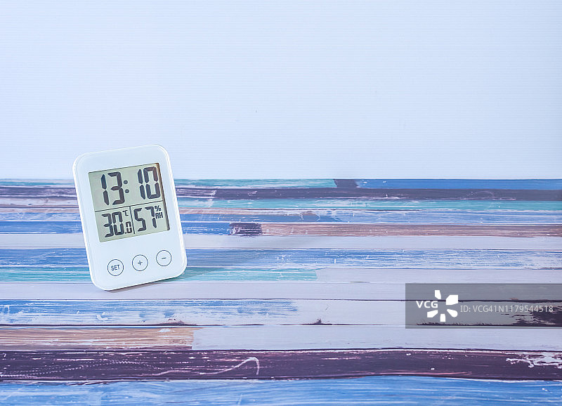 电子LCD数字时钟湿度温度传感器显示设备图片素材