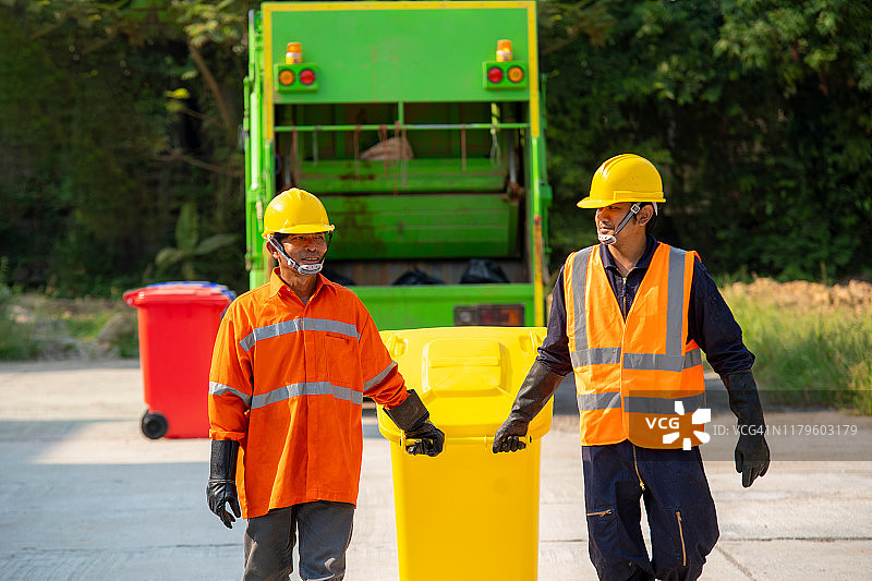 城市垃圾回收工人图片素材