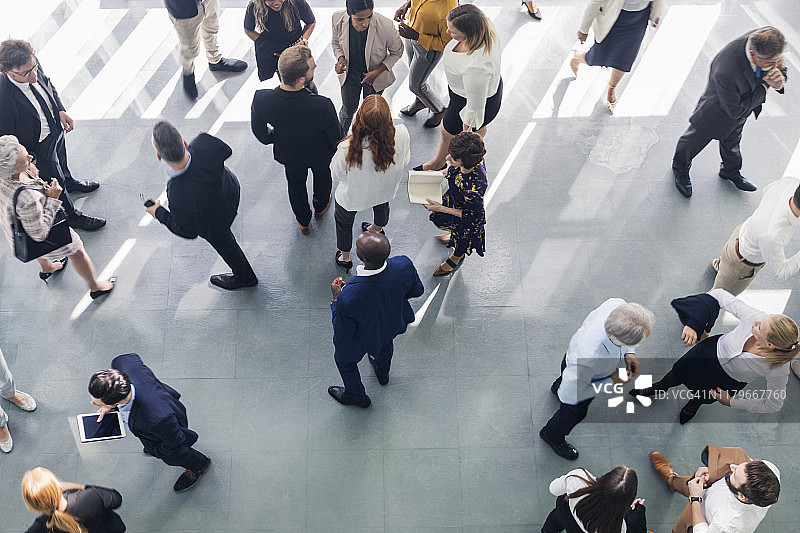 工作中的商务人士俯视图图片素材